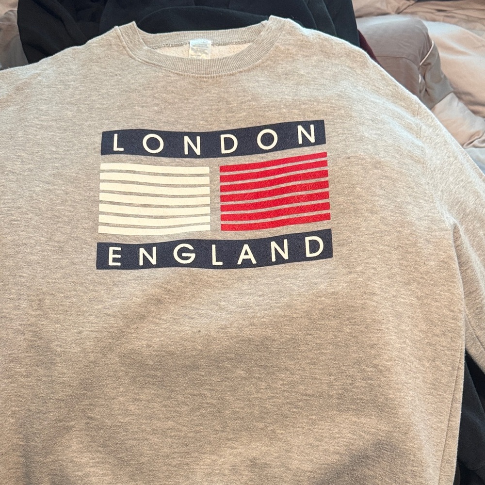 Gray London England Sweatshirt